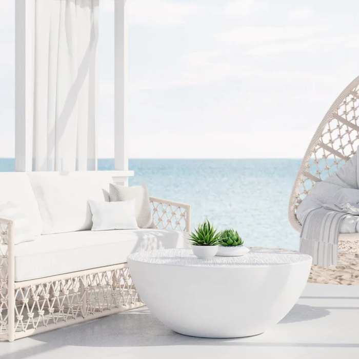 Outdoor Swing Chairs: Unveiling our 5 Top Picks for Relaxation and Style