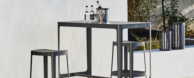 modern bar table