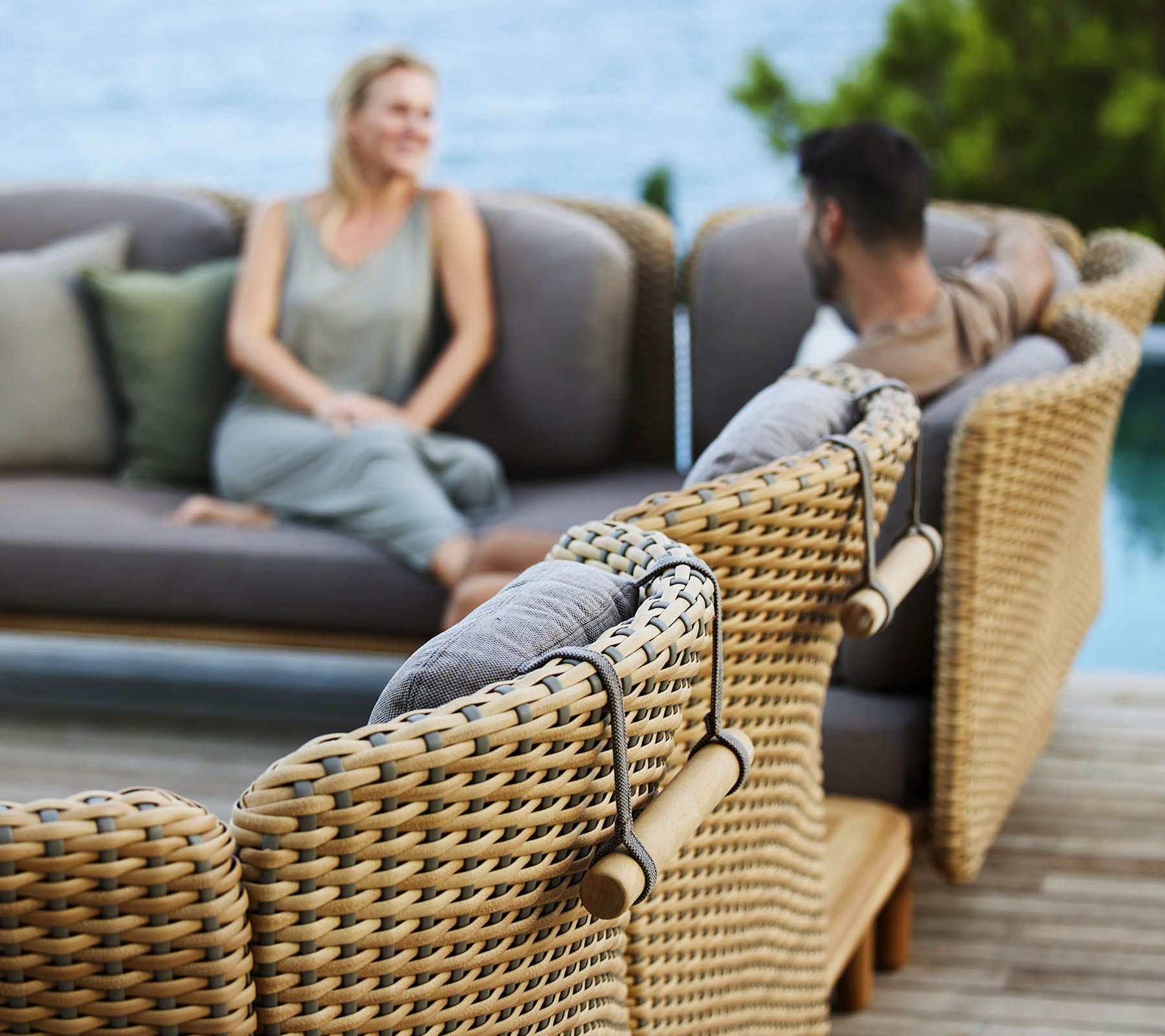 Boxhill's Arch 2-Seater Outdoor Sofa | High Arm/Back close up view
