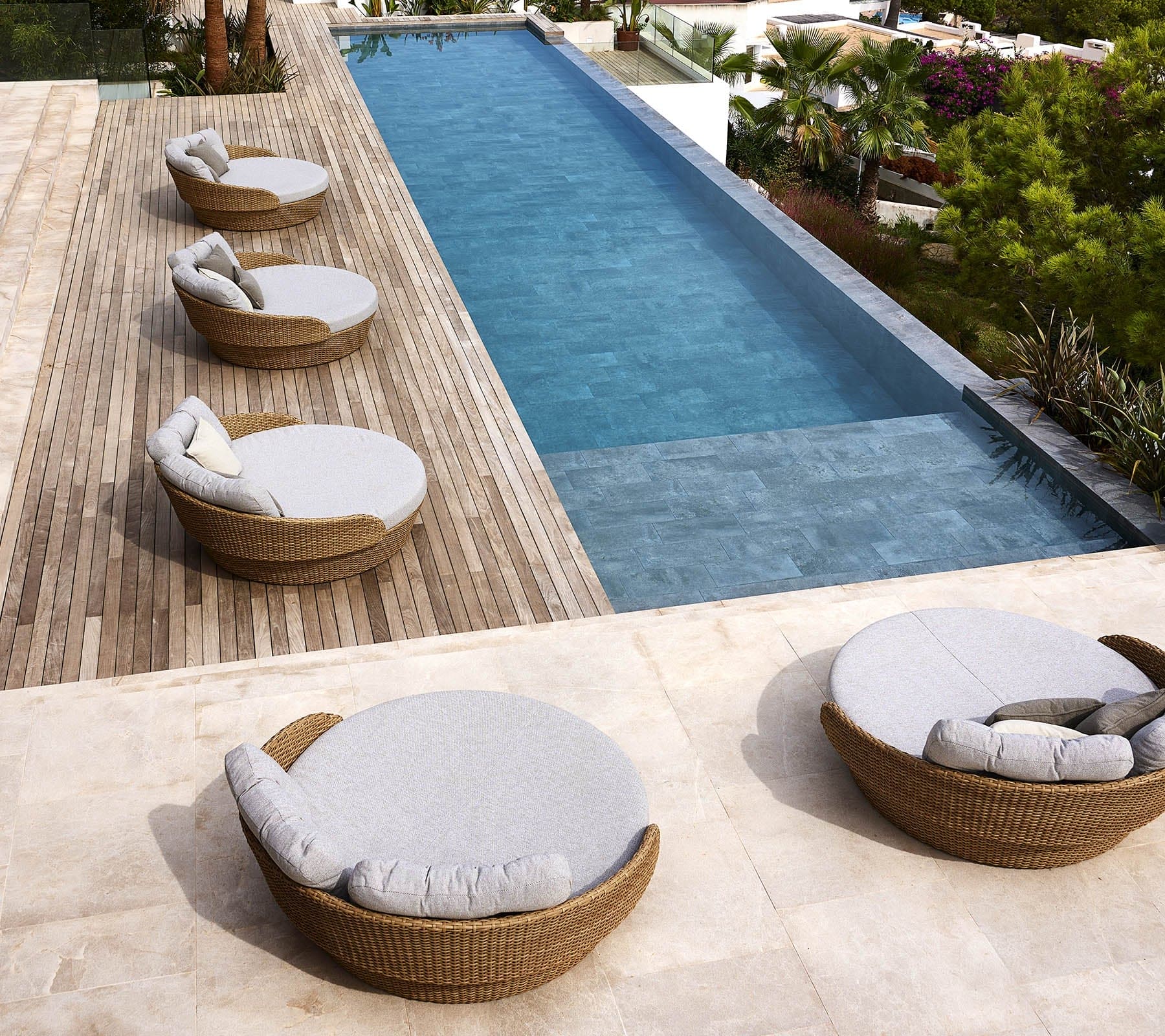 Boxhill's Ocean Large Daybed Natural Frame lifestyle image at poolside