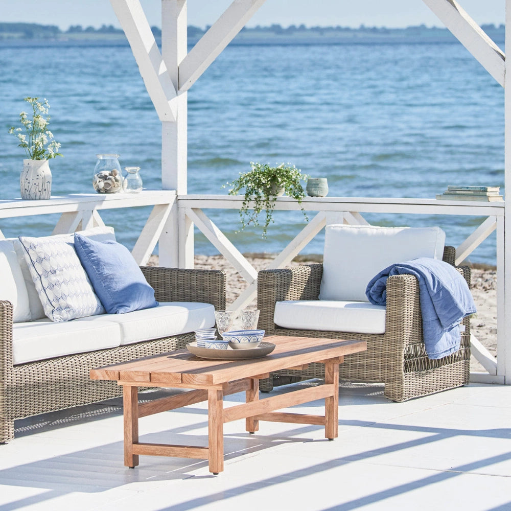 Carrie AluRattan Outdoor Lounge Chair