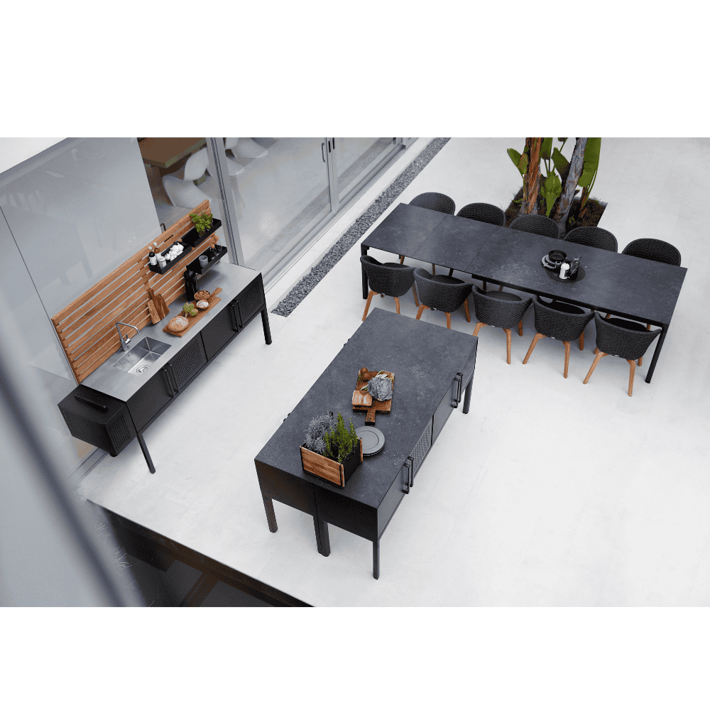 Drop Outdoor Dining Table with 78.8