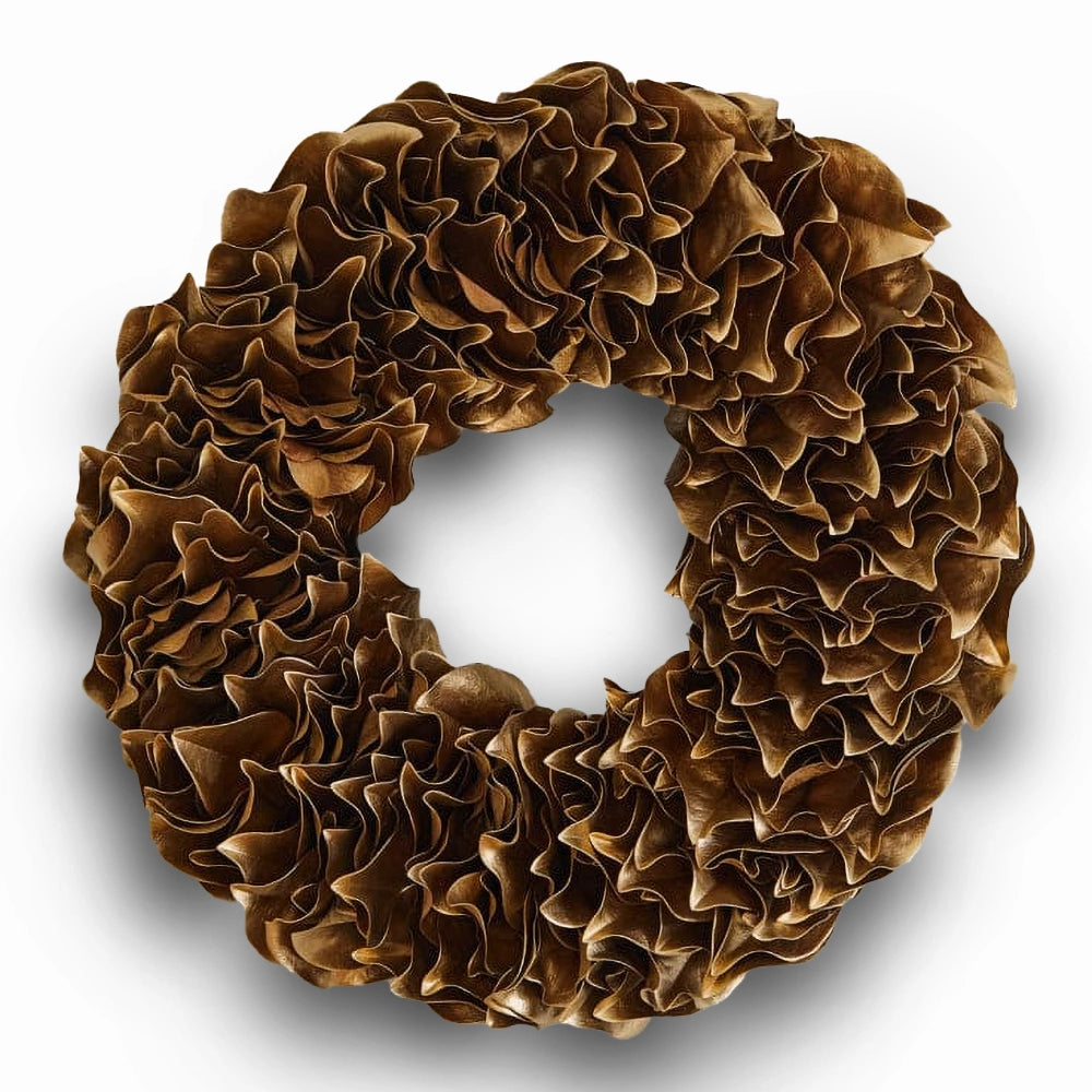 Gold lacquer wreath with glossy finish