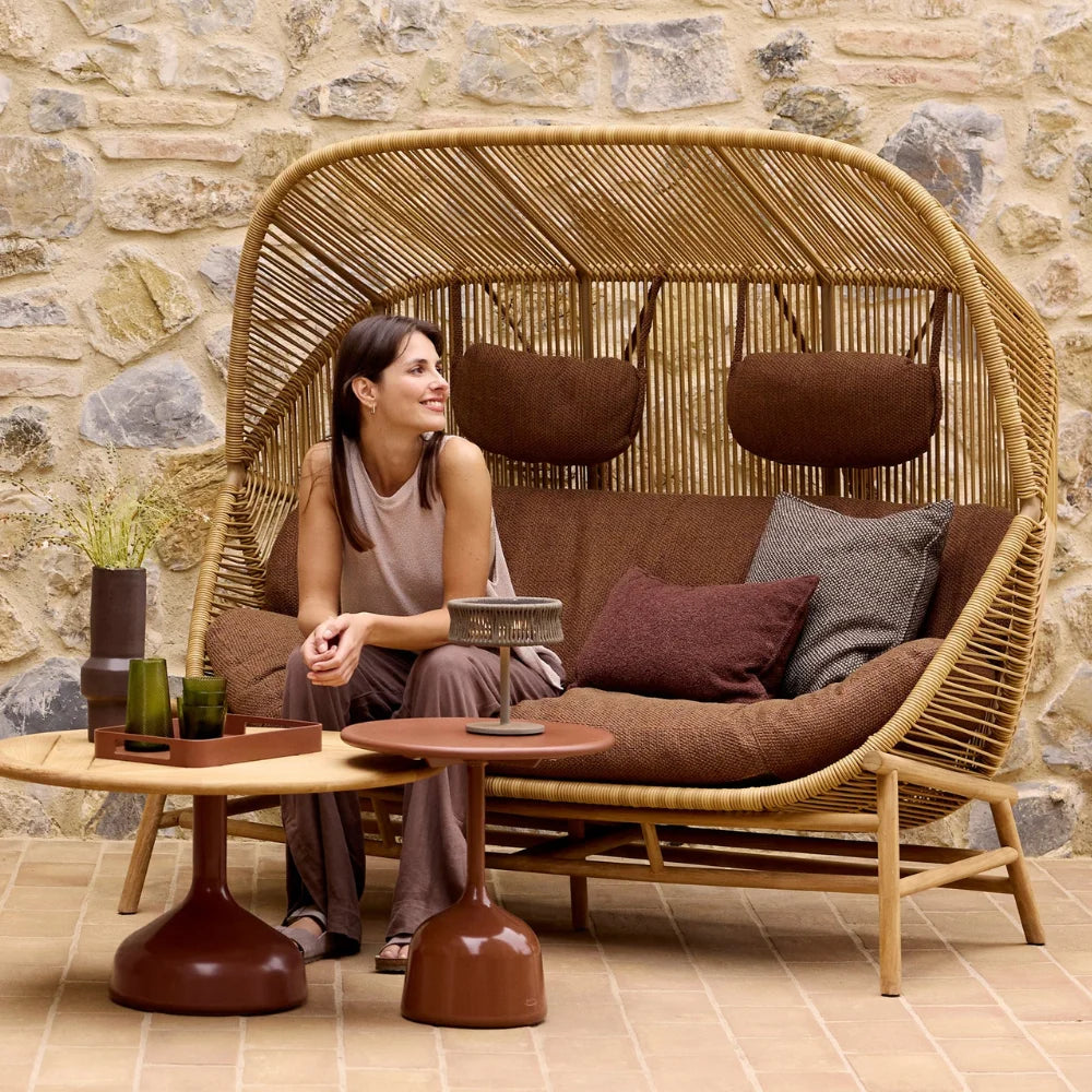 Hive Nest Outdoor 2-Seater Sofa | Weave