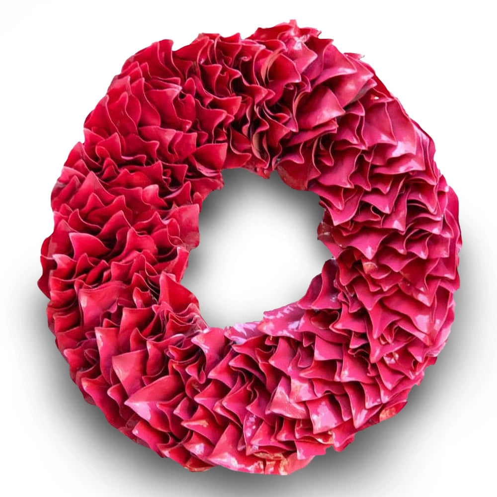 Red pink lacquer wreath with glossy finish