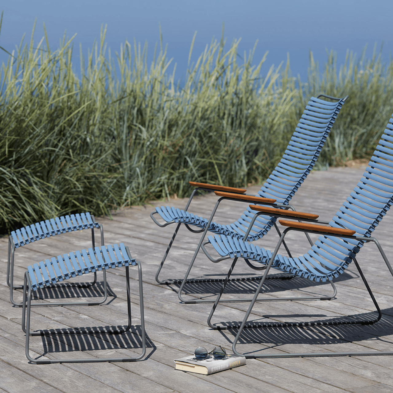 Boxhill's CLICK Outdoor Lounge Chair Lifestyle Image