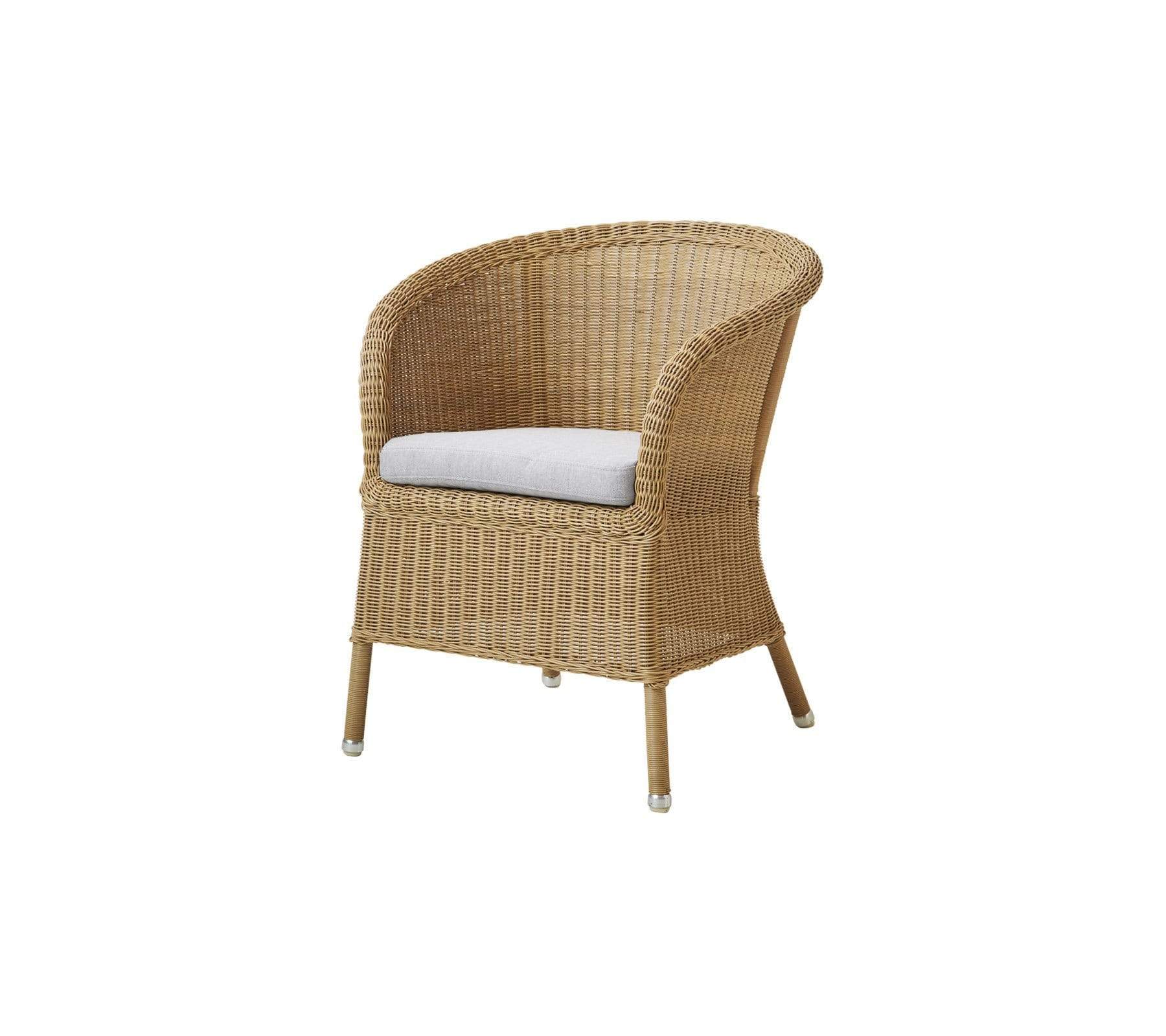 Boxhill's Derby Outdoor Dining Armchair with light grey seat cushion